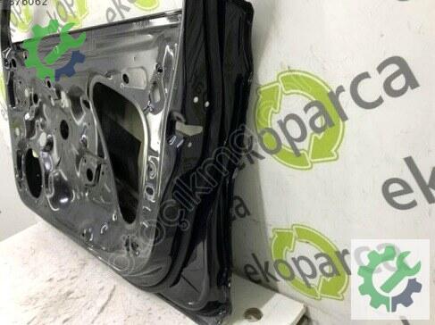 Volkswagen Passat Sağ Ön Kapı 3G0831056 çıkma parça