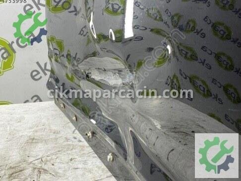 Volkswagen Passat Sağ Ön Kapı 3G0831056 çıkma parça