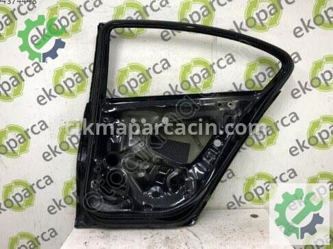 Volkswagen Passat Sağ Arka Kapı 3G5833056 çıkma parça