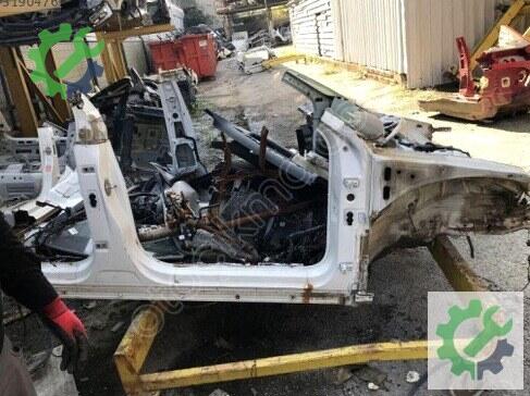 Volkswagen Passat Sağ Ön Marşpiyel Sacı 3G0810136 çıkma parça