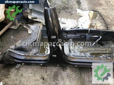 Volkswagen Passat Sağ Ön Marşpiyel Sacı çıkma parça
