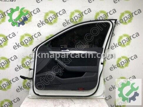 Volkswagen Passat Sağ Ön Kapı 3G0831056 çıkma parça