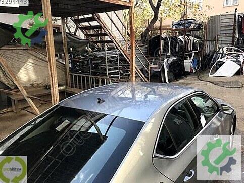 Volkswagen Passat Sağ Ön Taşıyıcı 5Q0407258A çıkma parça