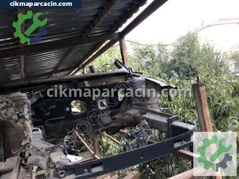 Volkswagen Passat Sol Ön Marşpiyel Sacı çıkma parça