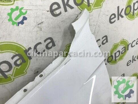 Volkswagen Passat Sol Ön Çamurluk 3G0821021 çıkma parça
