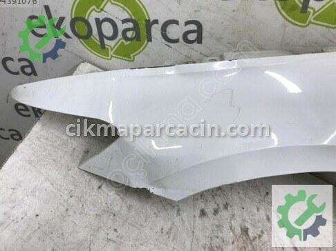 Volkswagen Passat Sol Ön Çamurluk 3G0821021 çıkma parça