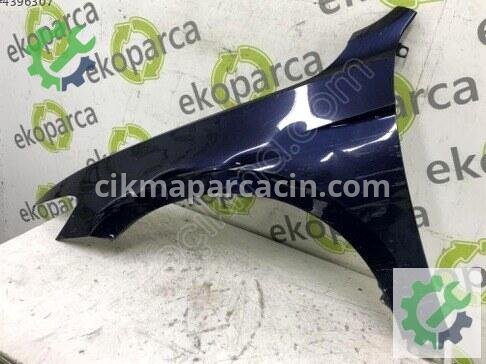 Volkswagen Passat Sol Ön Çamurluk 3G0821021 çıkma parça