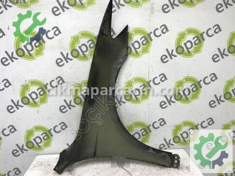 Volkswagen Passat Sol Ön Çamurluk 3G0821021 çıkma parça