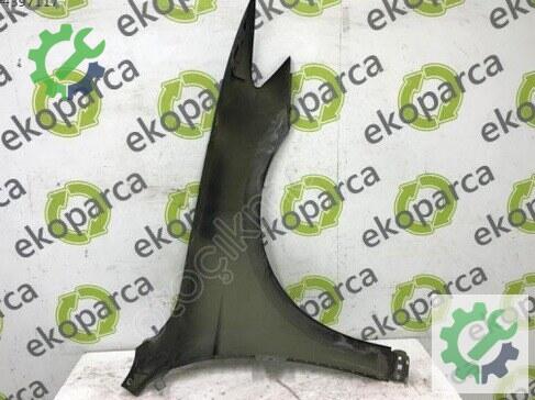 Volkswagen Passat Sol Ön Çamurluk 3G0821021 çıkma parça