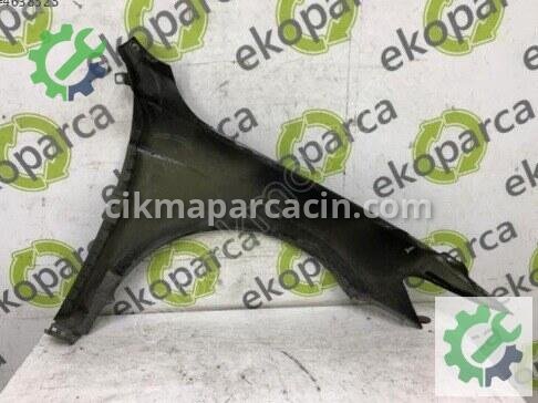 Volkswagen Passat Sol Ön Çamurluk 3G0821021 çıkma parça