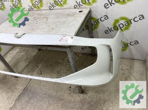 Volkswagen Passat Ön Tampon 3J0807221 çıkma parça