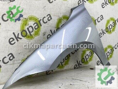 Volkswagen Passat Sol Ön Çamurluk 3J0821021 çıkma parça