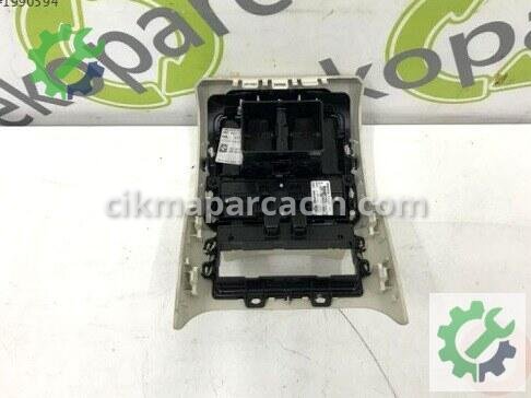 Volkswagen Passat Klima Kontrol Paneli 3G0907049D çıkma parça
