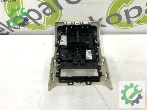Volkswagen Passat Klima Kontrol Paneli 3G0907049D çıkma parça