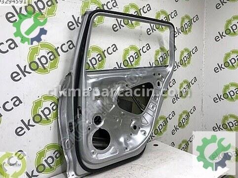 Volkswagen Passat Sağ Arka Kapı 3G9833056 çıkma parça