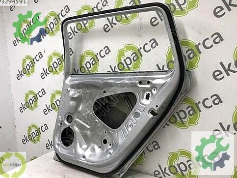 Volkswagen Passat Sağ Arka Kapı 3G9833056 çıkma parça
