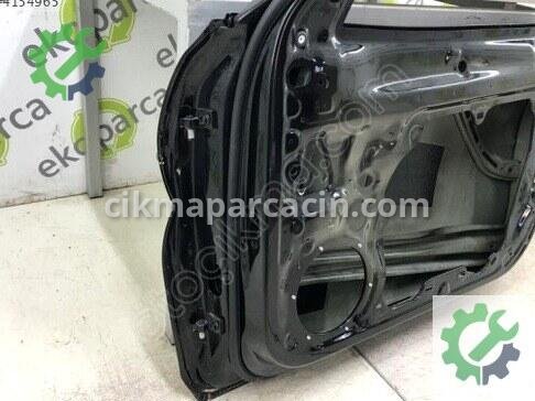Volkswagen Passat Sağ Ön Kapı 3J0831052 çıkma parça