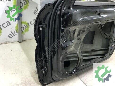 Volkswagen Passat Sağ Ön Kapı 3J0831052 çıkma parça