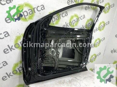 Volkswagen Passat Sağ Ön Kapı 3J0831052 çıkma parça