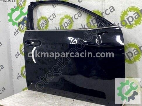 Volkswagen Passat Sağ Ön Kapı 3J0831052 çıkma parça