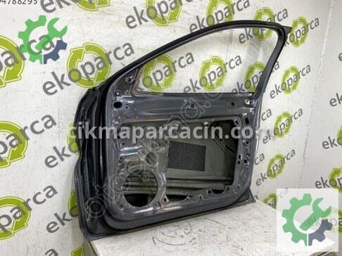 Volkswagen Passat Sağ Ön Kapı 3J0831052 çıkma parça