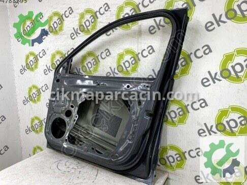 Volkswagen Passat Sağ Ön Kapı 3J0831052 çıkma parça