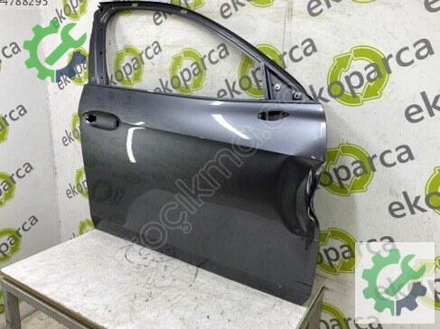 Volkswagen Passat Sağ Ön Kapı 3J0831052 çıkma parça