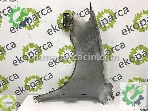 Volkswagen Polo Sağ Ön Çamurluk 6R0821106 çıkma parça