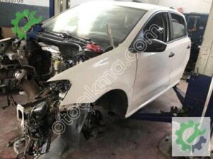 VOLKSWAGEN POLO 2011 2017 ÇAMURLUK ÖN SOL SÖKME 6R0821105