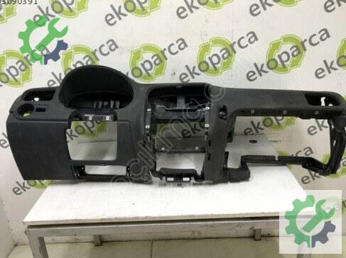 Volkswagen Polo Torpido 6R1857003 çıkma parça