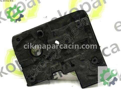 Volkswagen Polo Motor Kapağı 04B103925E çıkma parça