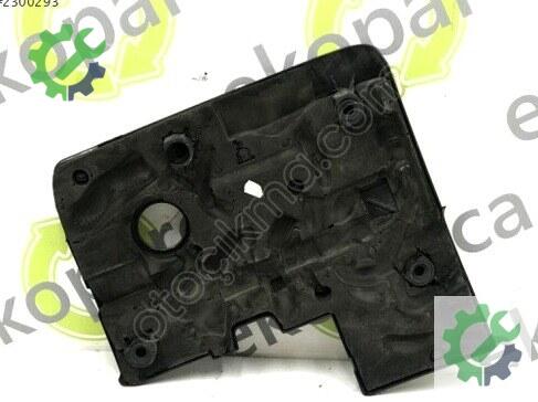 Volkswagen Polo Motor Kapağı 04B103925E çıkma parça