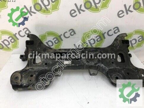 Volkswagen Polo Ön Travers 2Q0199315 çıkma parça