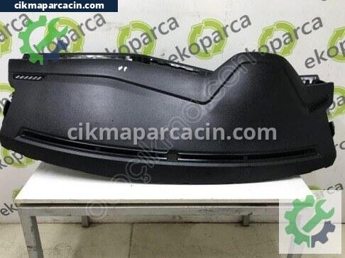 Volkswagen Polo Torpido çıkma parça