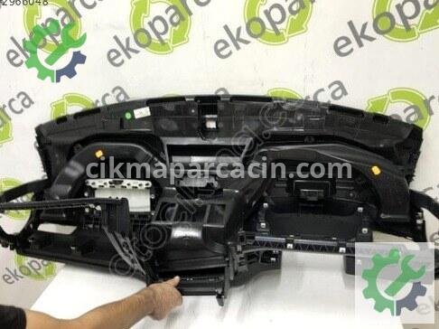 Volkswagen Polo Torpido 2G1857004 çıkma parça