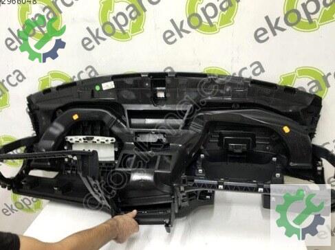 Volkswagen Polo Torpido 2G1857004 çıkma parça