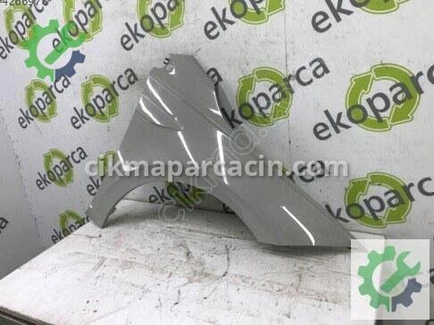 Volkswagen Polo Sağ Ön Çamurluk 2G0821106 çıkma parça