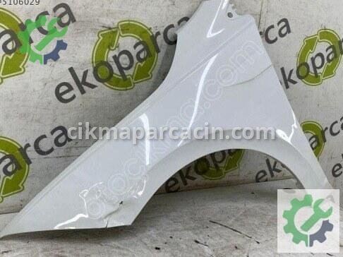 Volkswagen Polo Sol Ön Çamurluk 2G0821105 çıkma parça