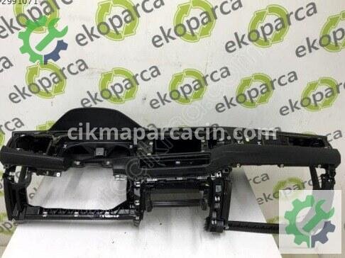 Volkswagen Polo Torpido 2G1857004 çıkma parça
