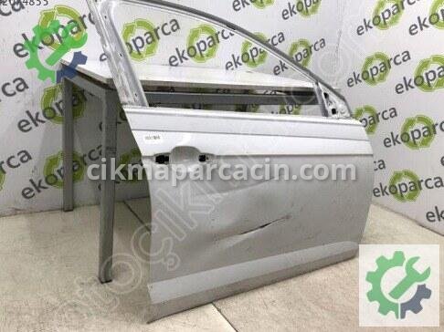 Volkswagen Polo Sağ Ön Kapı 2G4831052 çıkma parça