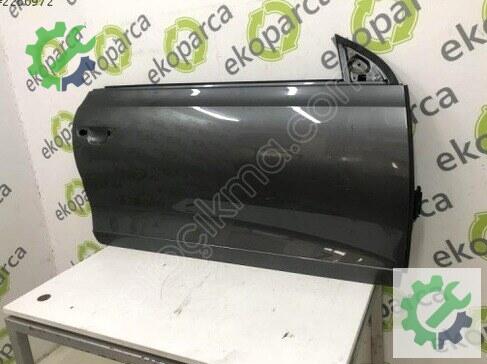 Volkswagen Scirocco Sağ Ön Kapı 1K8831056 çıkma parça