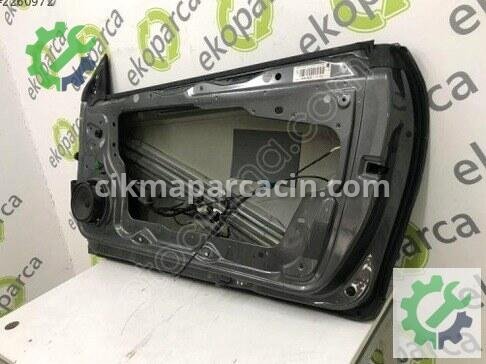 Volkswagen Scirocco Sağ Ön Kapı 1K8831056 çıkma parça