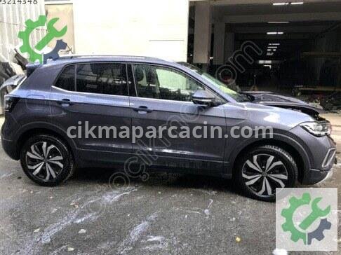 Volkswagen T-Cross Sağ Ön Çamurluk 2GM810136A çıkma parça