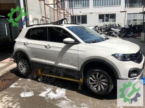 Volkswagen T-Cross Sol Konsol 2GM810135A çıkma parça