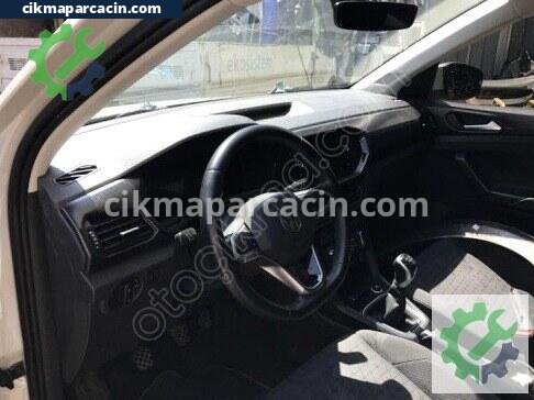 Volkswagen T-Cross Torpido çıkma parça