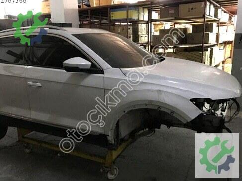 Volkswagen T-Roc Sağ Ön Çamurluk 2GA821022 çıkma parça
