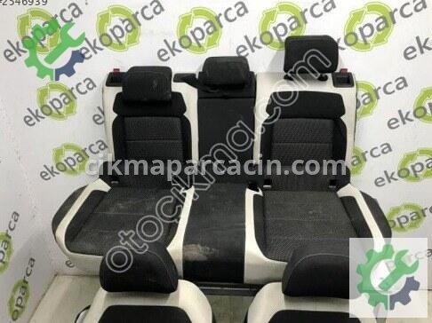 Volkswagen T-Roc Koltuk 2GA881376 çıkma parça