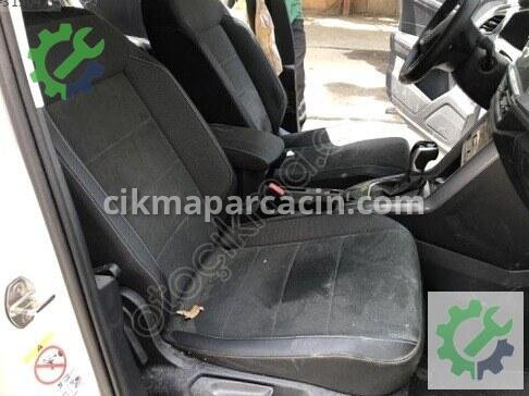 Volkswagen T-Roc Koltuk 2GA881376 çıkma parça