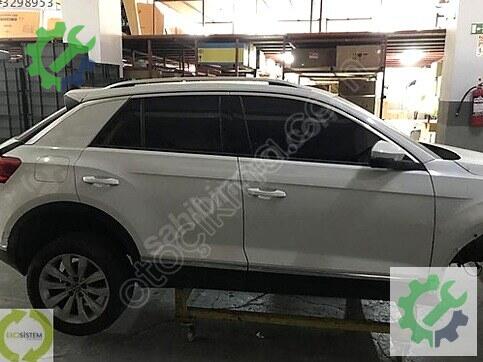 Volkswagen T-Roc Sağ Ön Kapı 2GA831052A çıkma parça