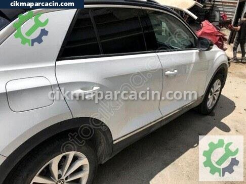 Volkswagen T-Roc Sağ Ön Kapı çıkma parça